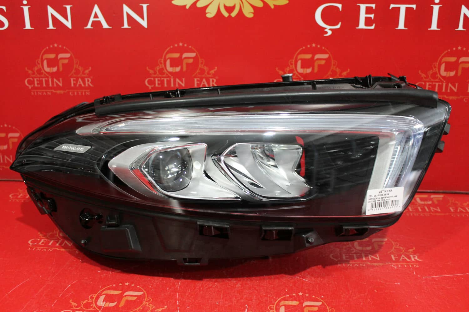 Mercedes-Benz A MERCEDES W177 A180 FAR LED SAĞ FAR HATASIZ